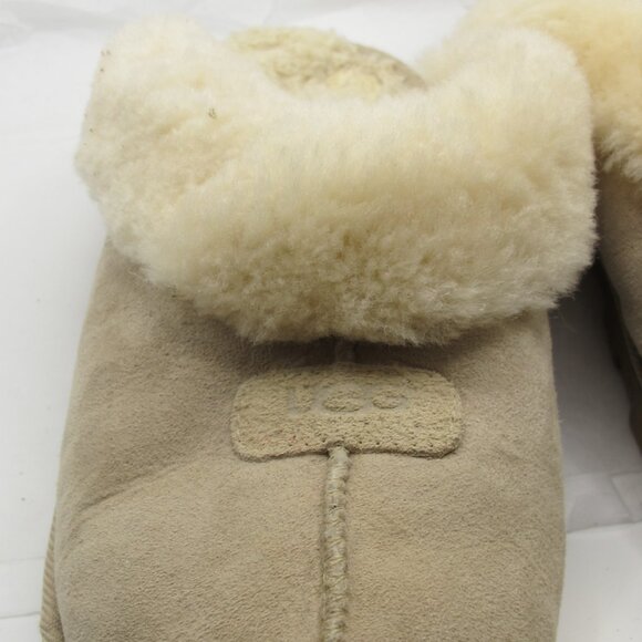 UGG beige slip-on mules in 8 - Picture 2 of 5